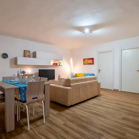 公寓 Profu Mare Basement